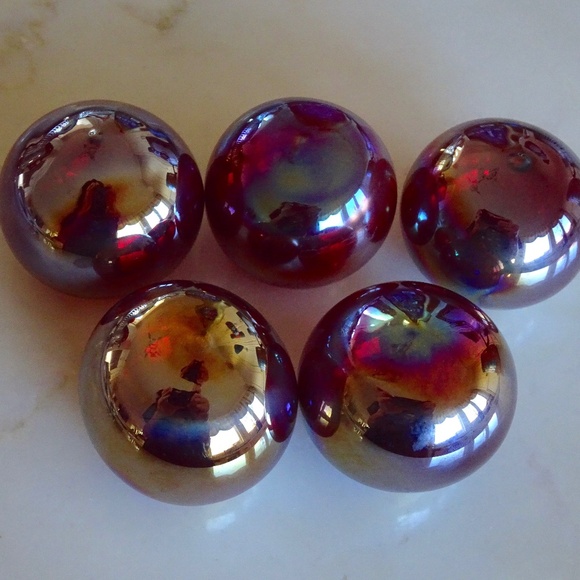 Red Iridescent Oil Spill Handblown Glass Christmas Balls Table Candy Decor - Picture 8 of 9